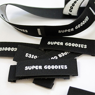 Premium logo labels 15mm Premium logo labels 15mm